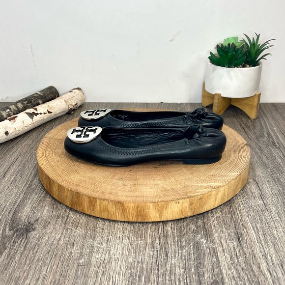 * Tory Burch Reva Leather Ballet Flats with Silver Medallion – Women’s Size 4 - Picture 6 of 14